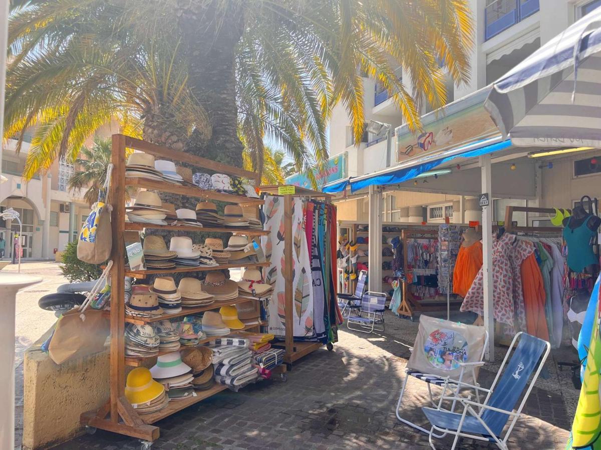Appartement 2P, 4 Couchages, Terrasse Et Salon De Jardin A 200M De La Plage, Frejus - Fr-1-226A-22 エクステリア 写真